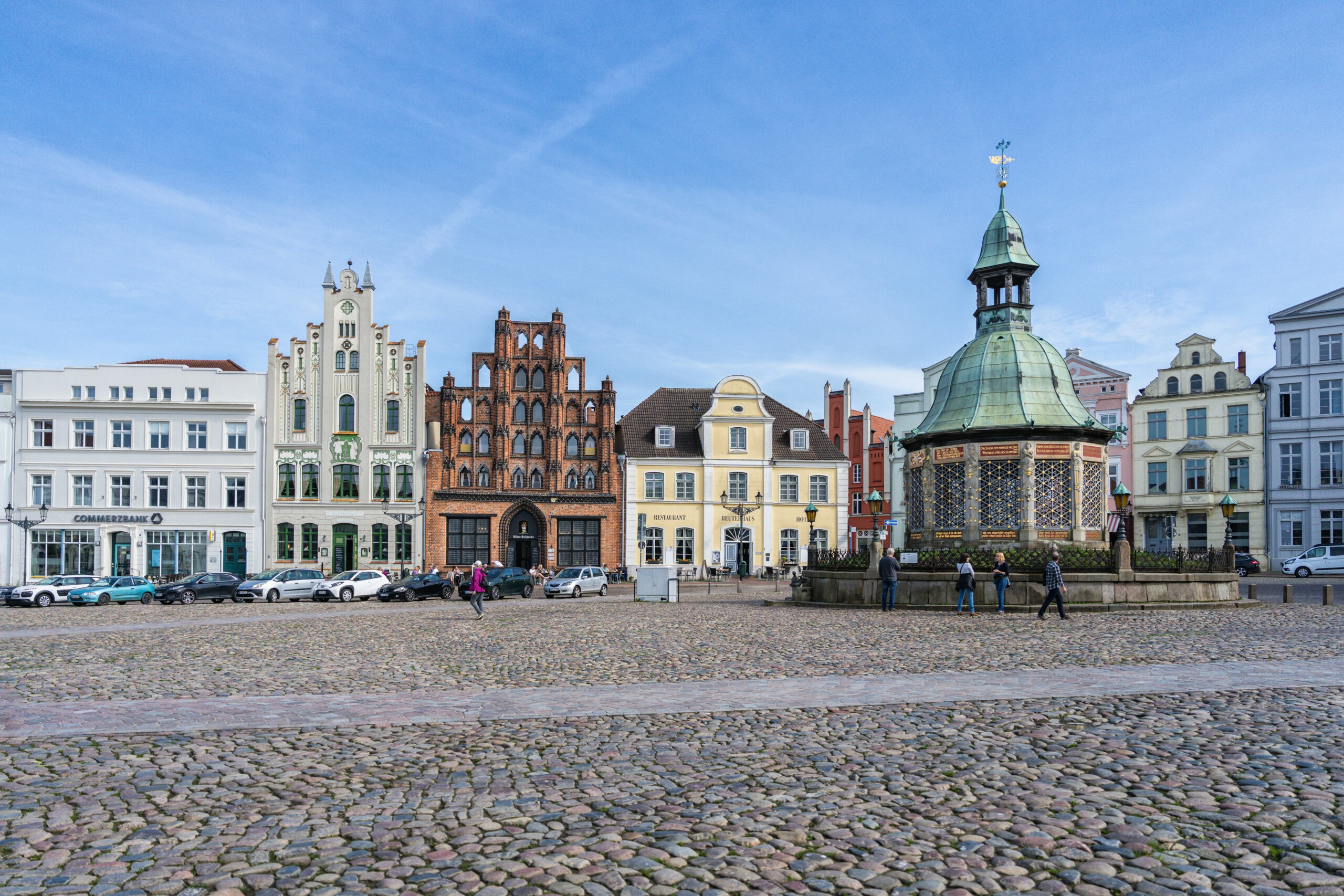 Wasserkunst auf dem Marktplatz in Wismar