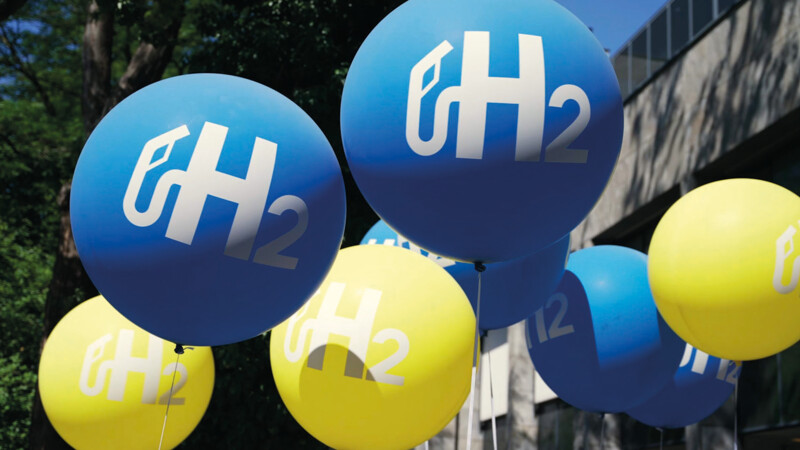 Ballons mit Wasserstoffzeichen