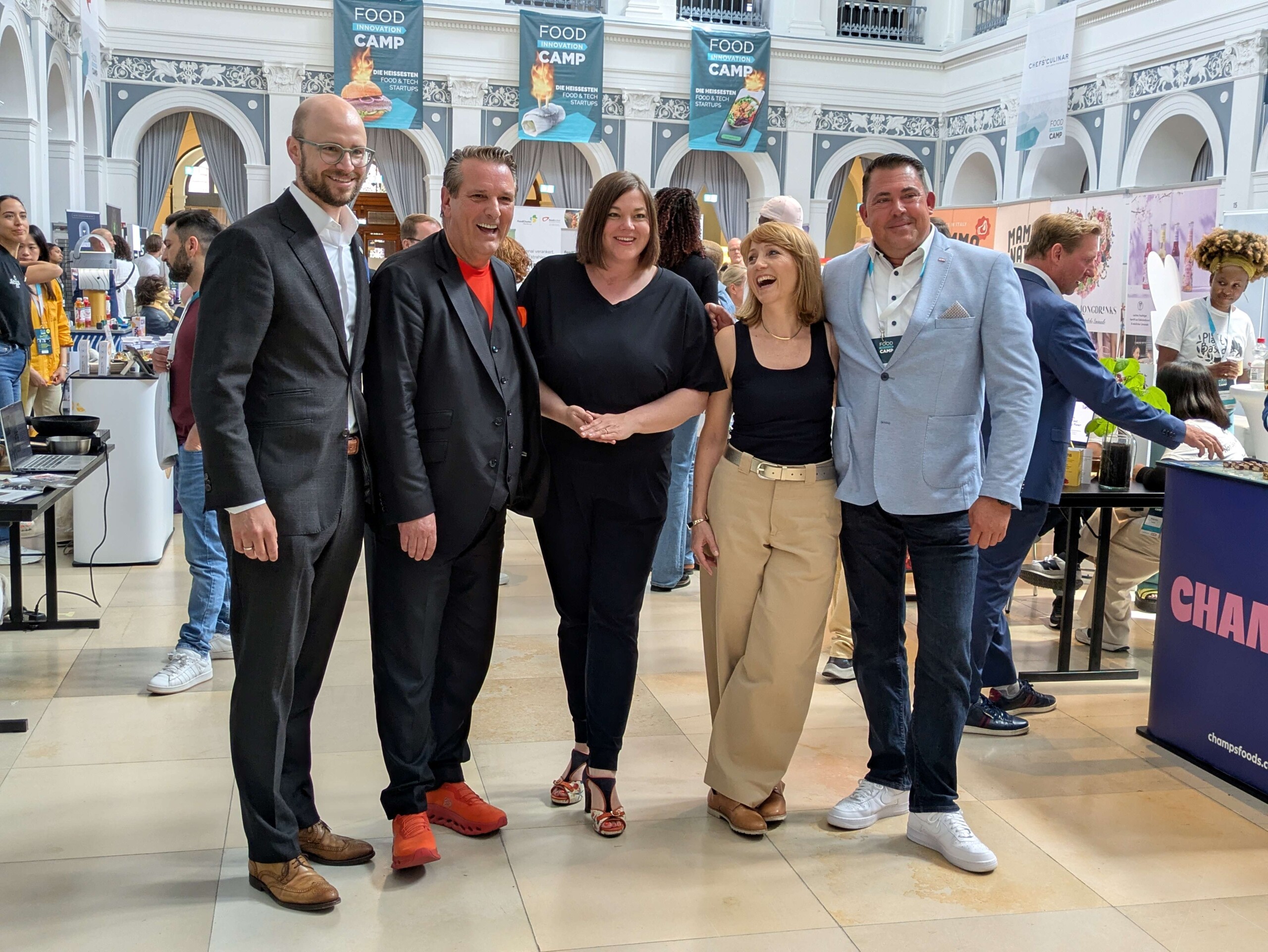 Christoph Langness, Managing Director of Chefs Culinar, Ralf Dümmel, entrepreneur and TV lion), Katharina Fegebank, Deputy Mayor of Hamburg, Sina Gritzuhn, organiser of FICm and Jochen Vogel, Chair of the Management Board of Rewe Nord