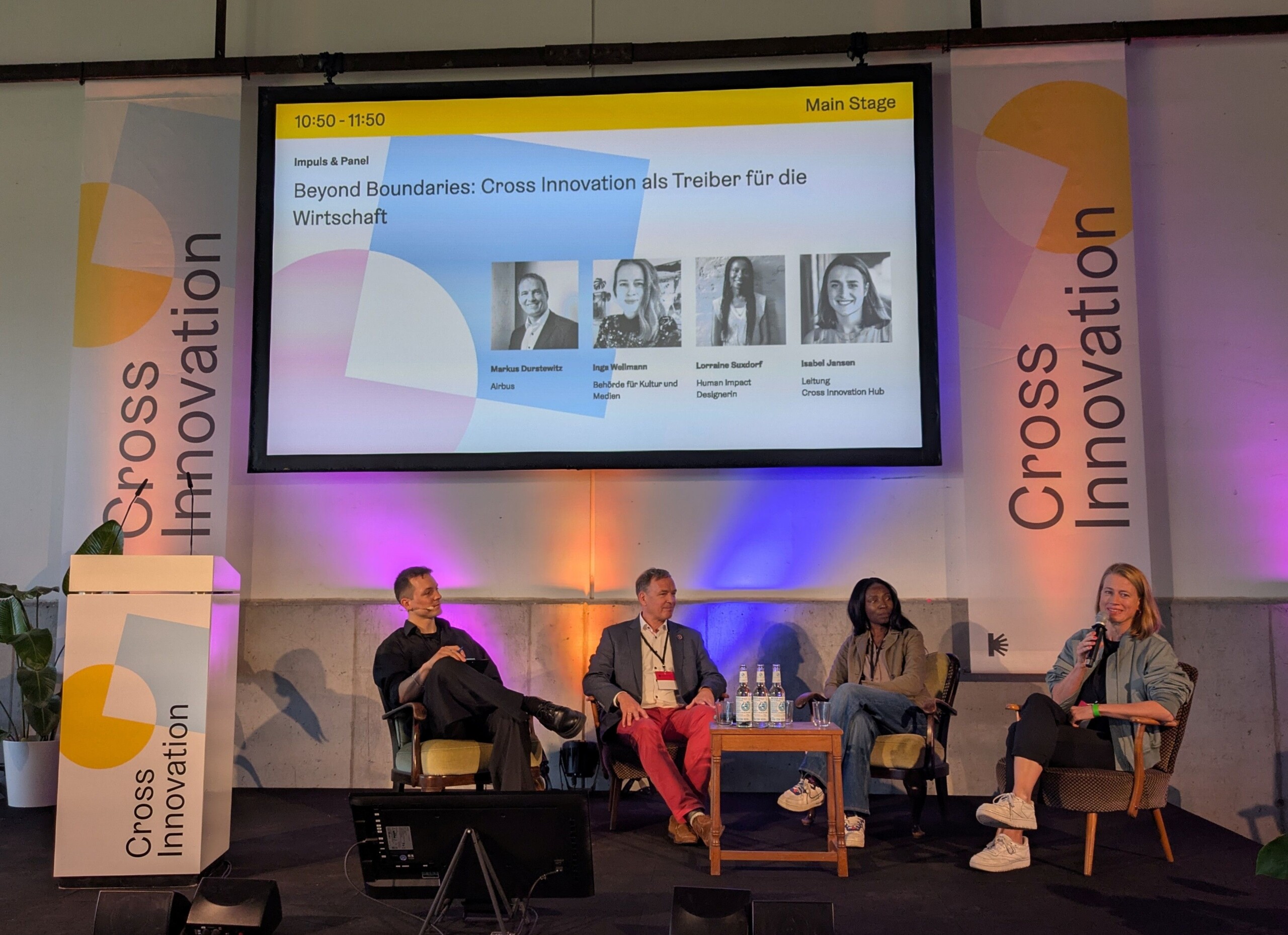 Sean Weingarten, Hamburg Kreativ Gesellschaft, Markus Durstewitz, Airbus, Lorrainne Suxdorf, Social Impact Designer, and Inga Wellmann, Ministry of Culture and Media