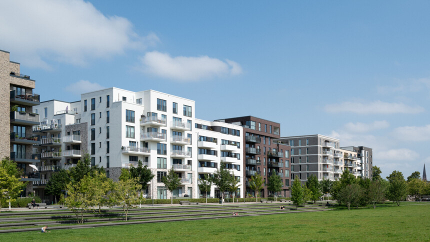 Kurze Wege verbinden das weitläufige Industrie- und Gewerbegebiet Schnackenburgallee mit dem attraktiven Stadtquartier Otto von Bahrenpark