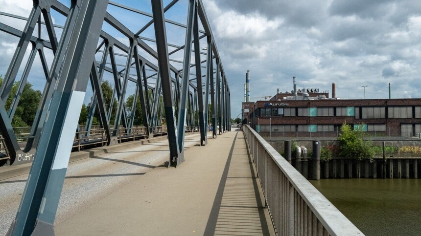 Aurubis AG headquarters in the Peute industrial area