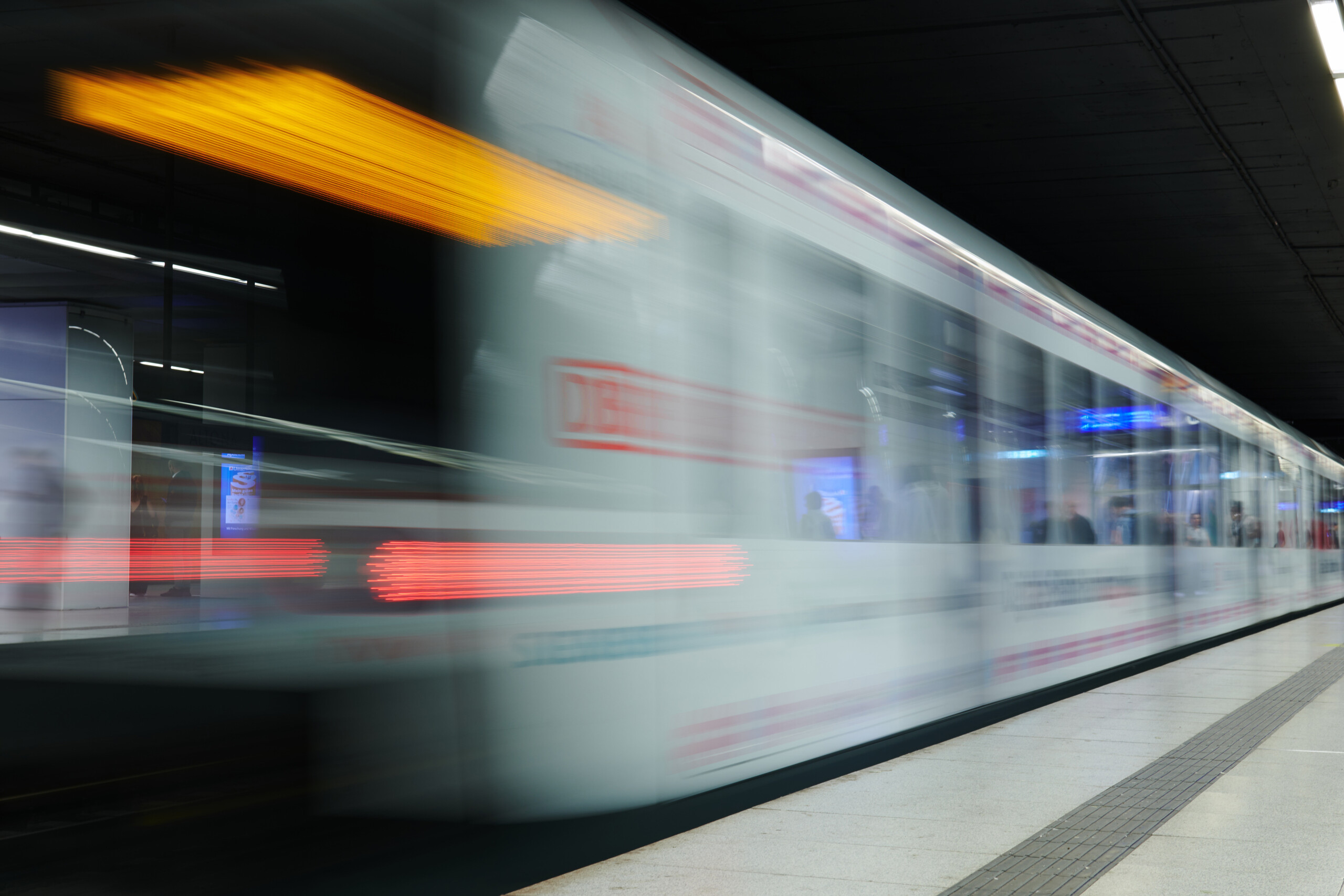 Fahrende Hamburger S-Bahn