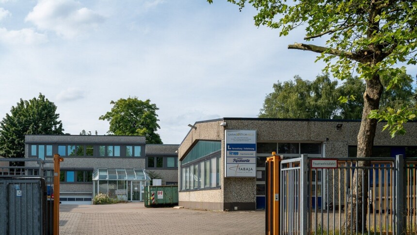 Company premises of Elektro-Ripakewitz GmbH at the Bargkoppelweg industrial estate