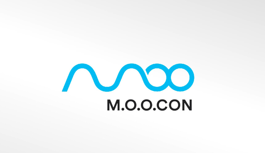 Logo Unternehmensberatung M.O.O.CON auf hellgrauem Hintergrund