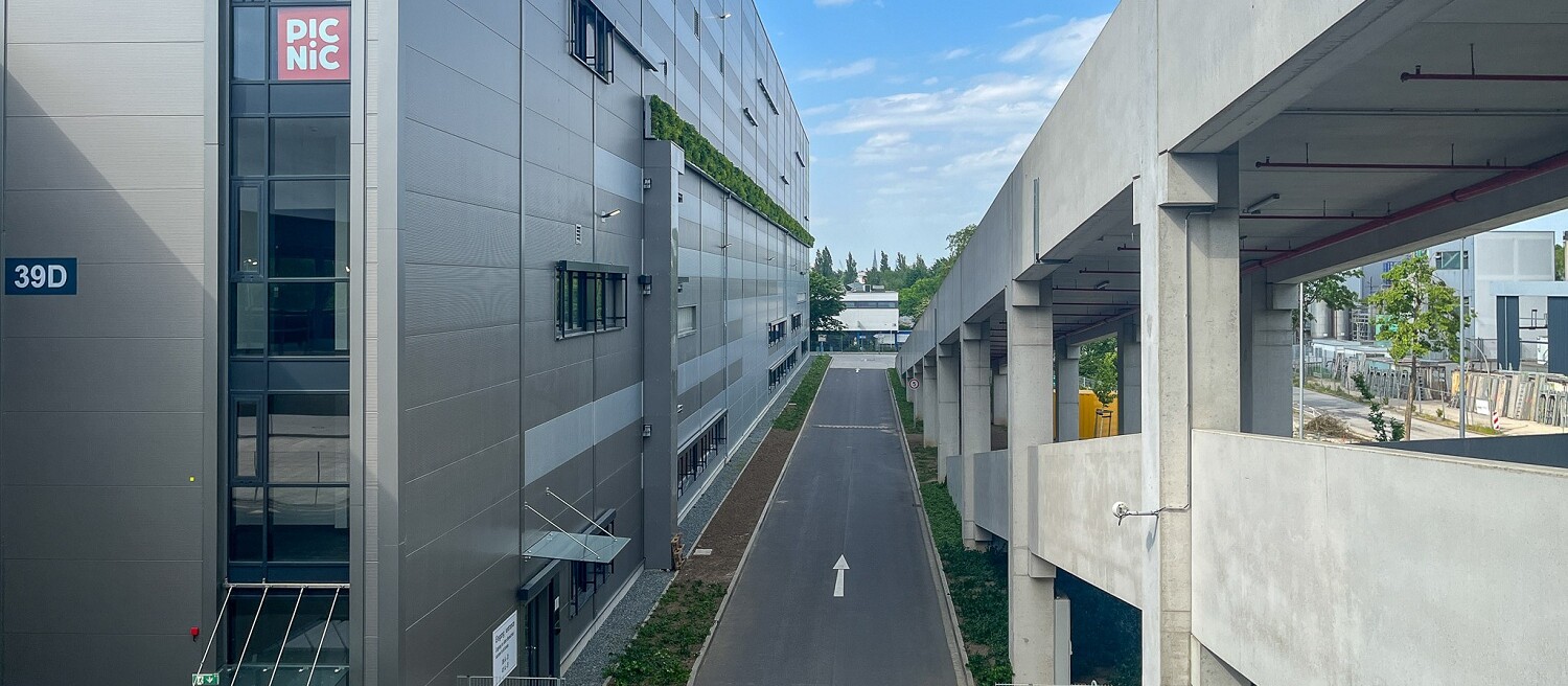 The food supplier Picnic has opened its Hamburg central warehouse in Wilhelmsburg
