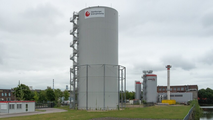 Hamburger Energiewerke's new pressurised heat storage facility on the inland island of Peute