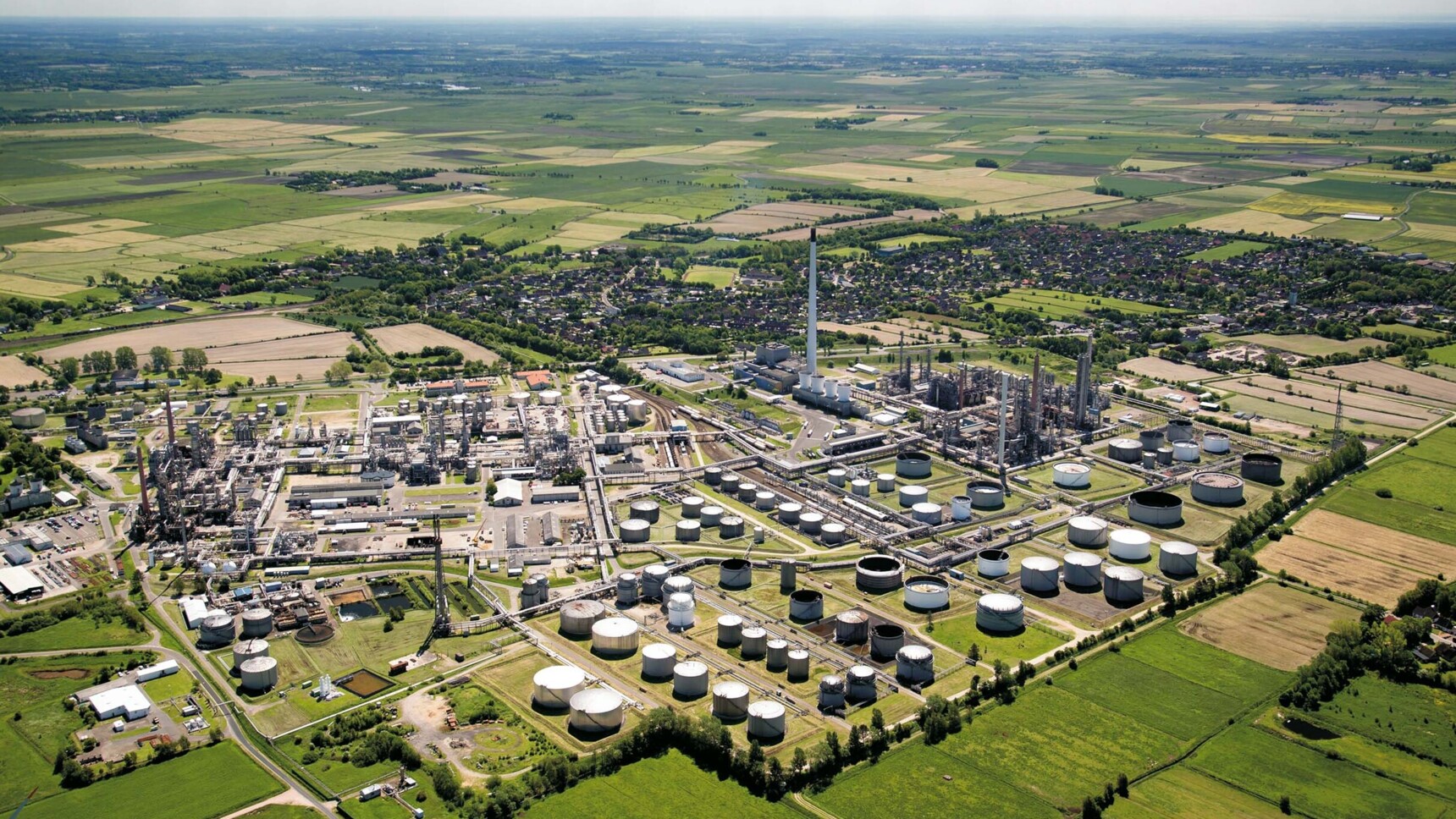 Hamburg Business aus der Vogelperspektive: Der Standort Hamburg ist für grünen Wasserstoff wegweisend