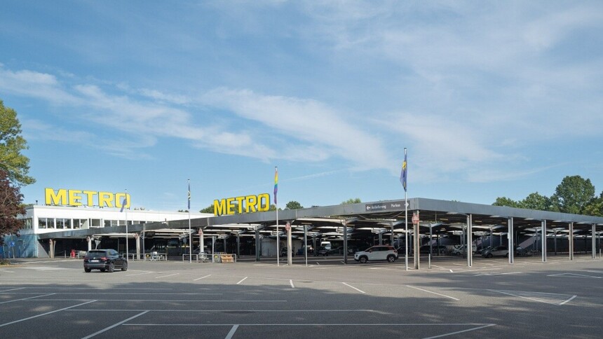 Parking facilities on the METRO premises