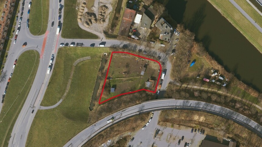 Commercial property for commercial real estate: Ernst-August-Stieg (Hafenrandstraße)