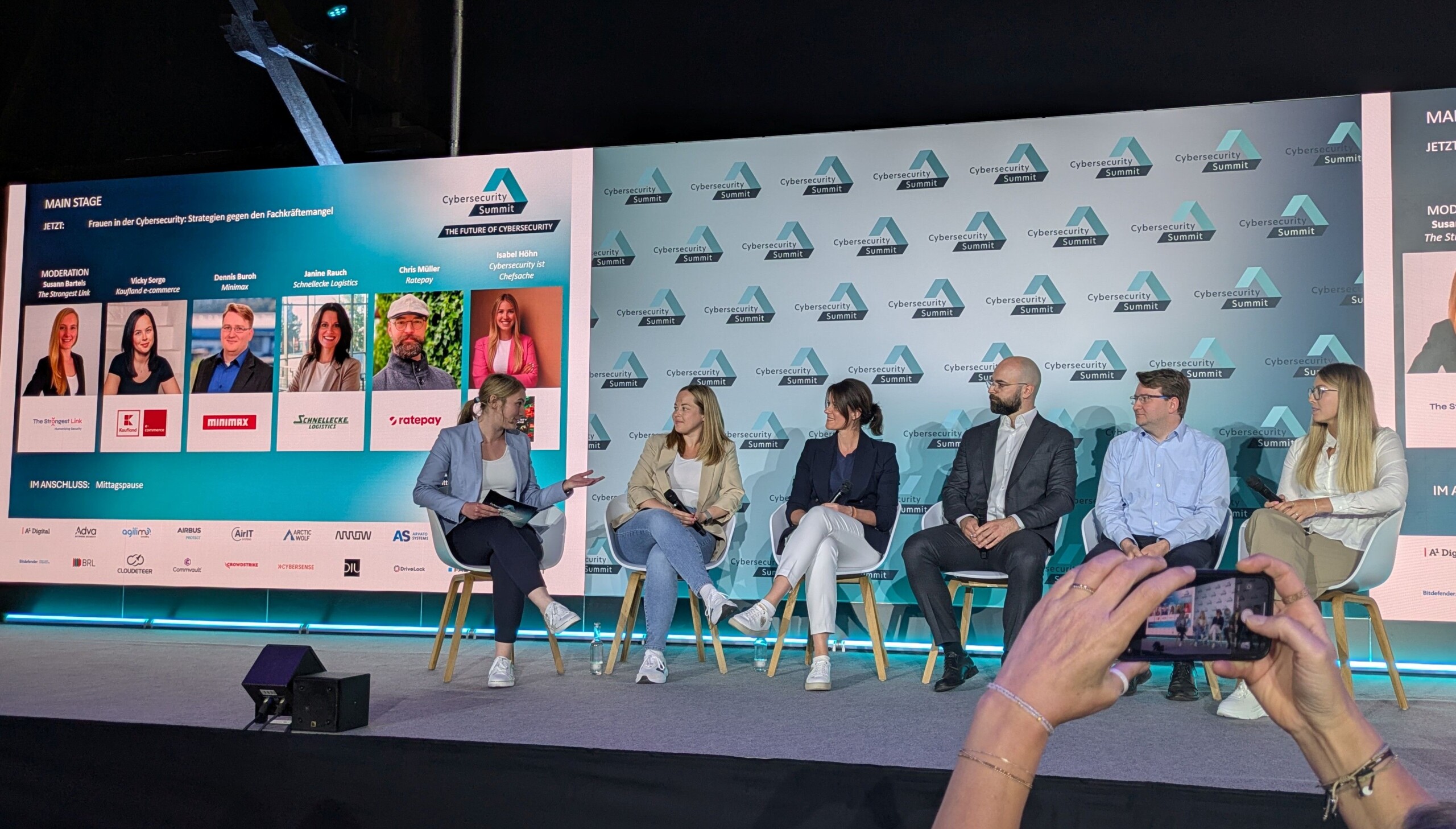 Panel  on"Women in Cybersecurity"