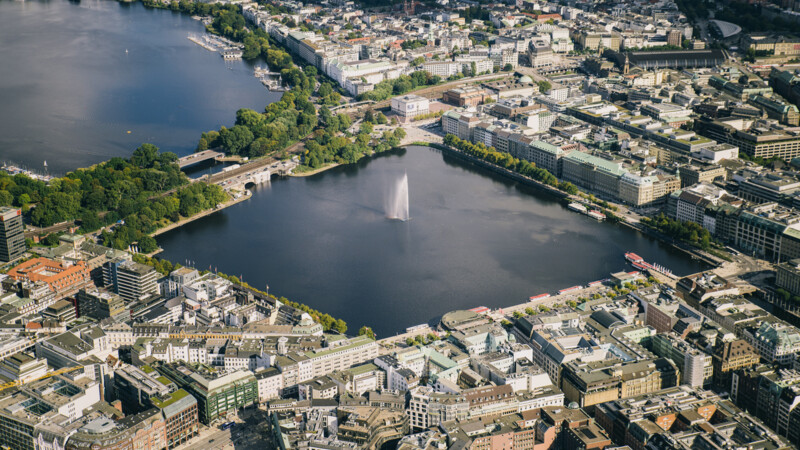 Luftaufnahme Binnenalster und Außenalster