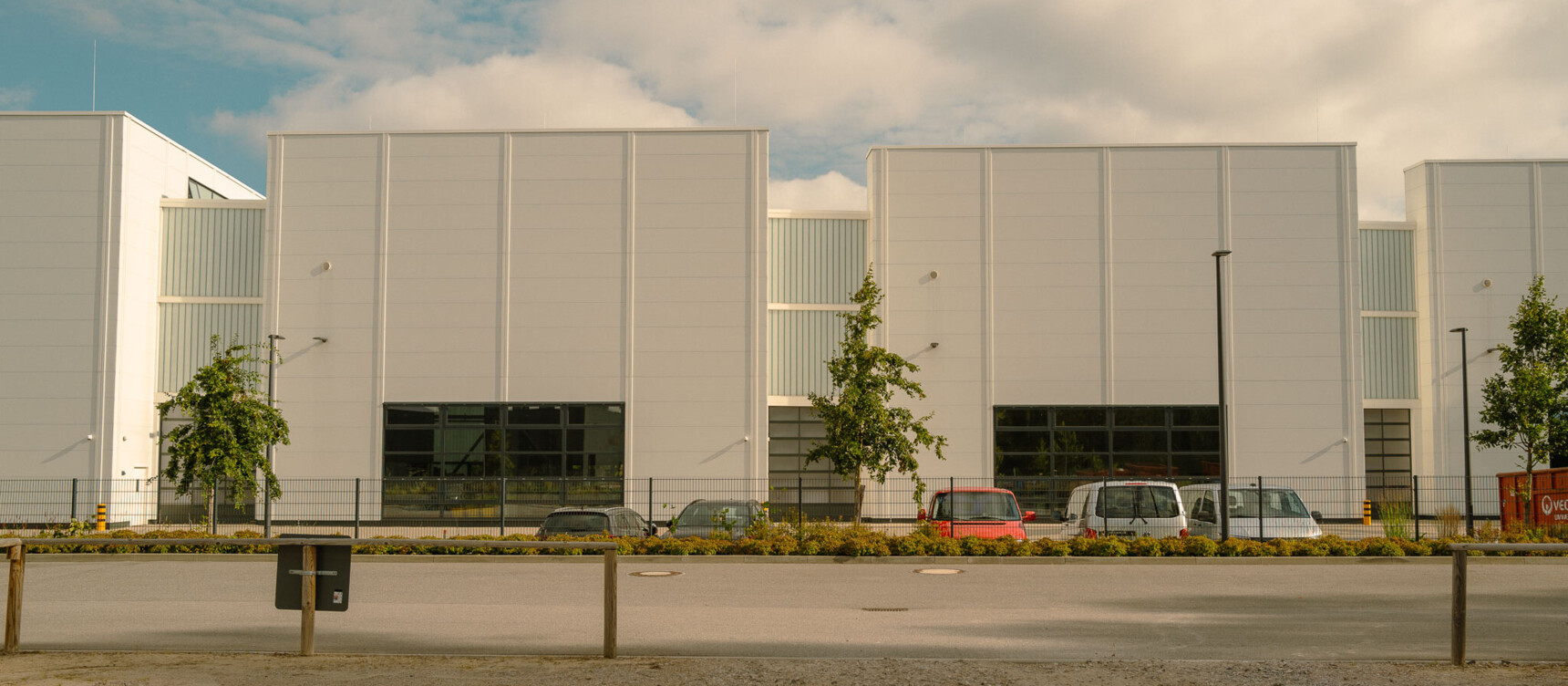 Commercial halls in the eastern Harburg industrial park